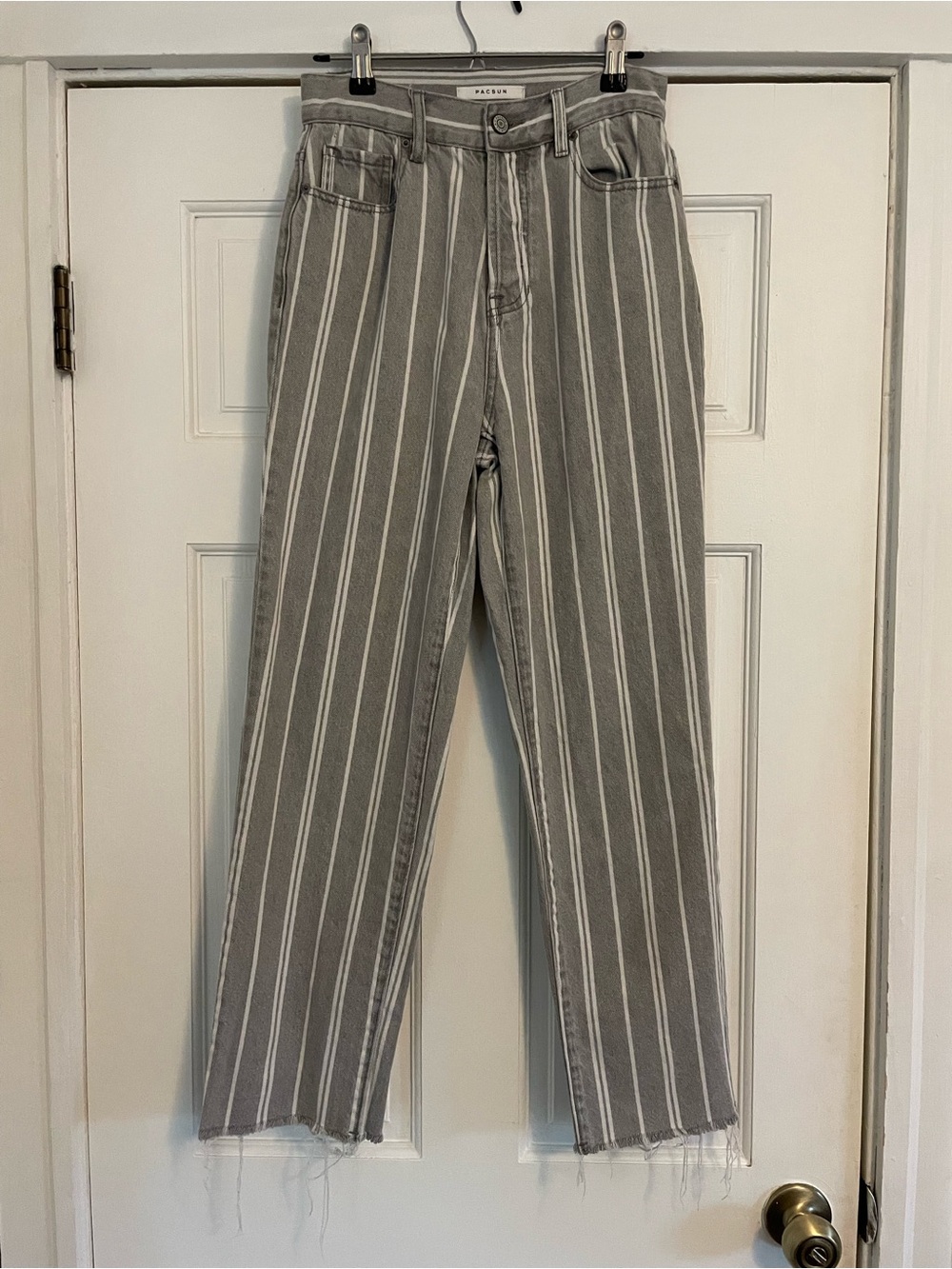 PacSun Gray Vertical-Striped High-Rise Straight Jeans- size 25